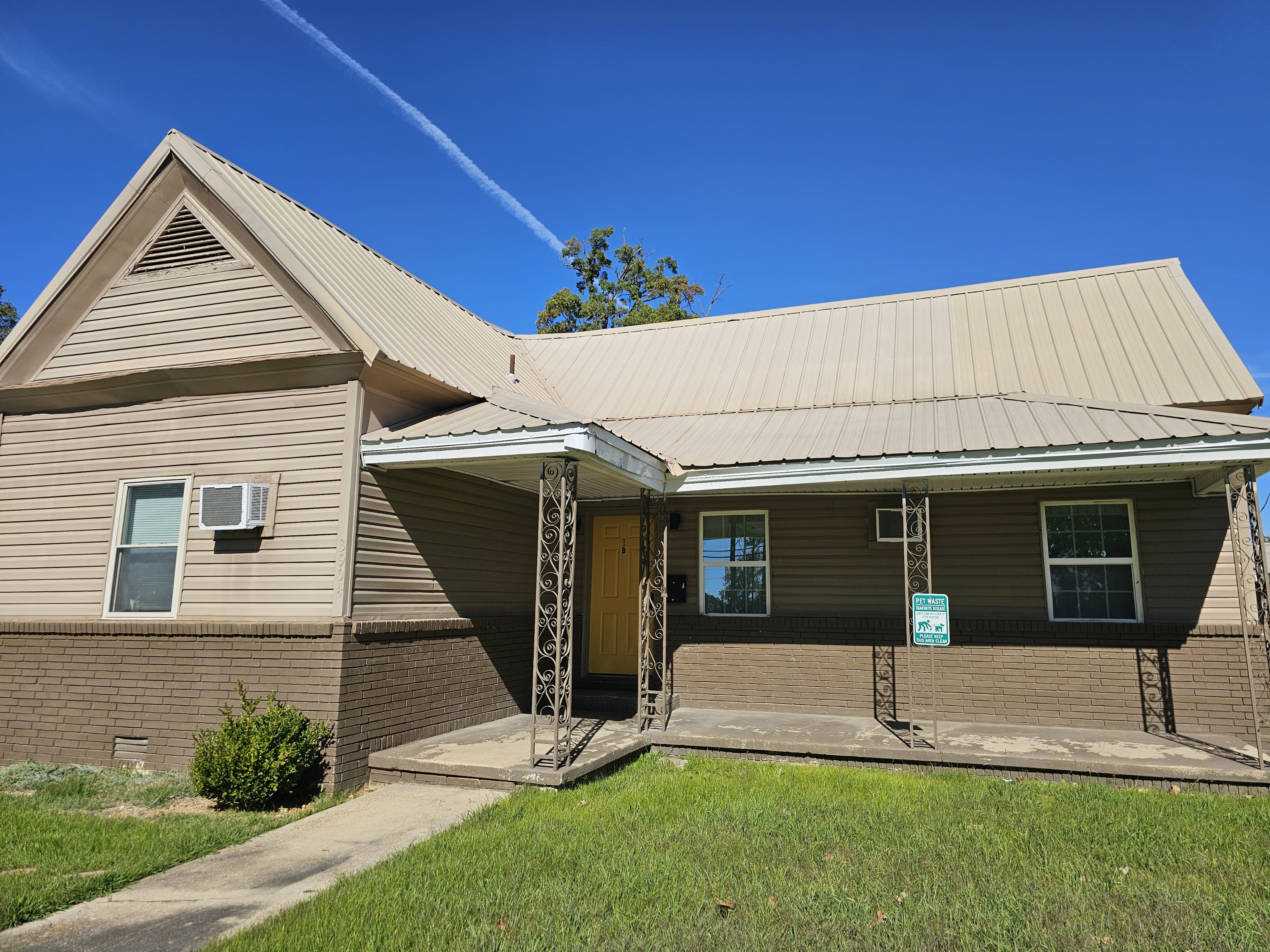 3904 Griffin Street - 1B